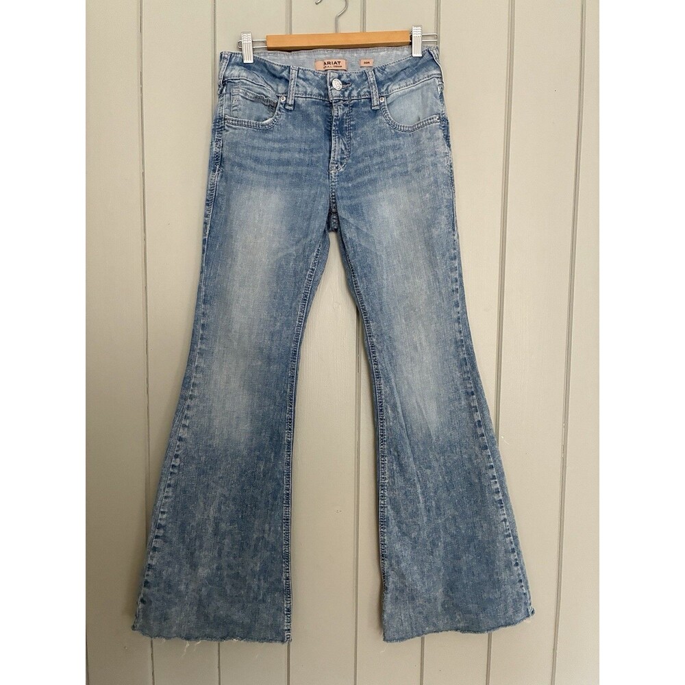 Ariat Perfect Rise Flare Jeans Womens 30R Light Blue Wash Denim Distressed Hem